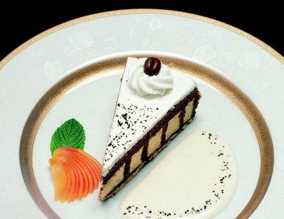 Black currant cake