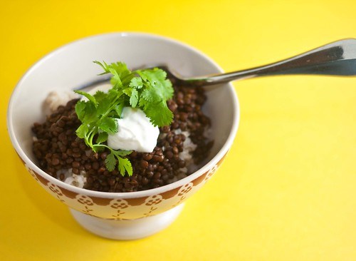 Black dal (Kaali dal, sabut urad, whole black gram, maa, whole matpe beans, maa di dal)