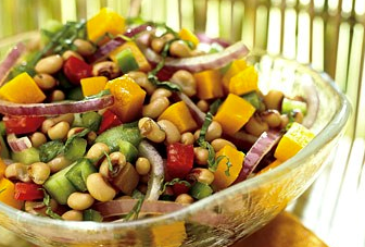 Black-eyed pea and pumpkin salad