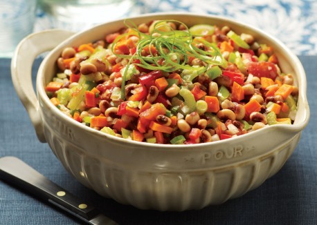 Black-eyed pea and stewed tomato salad