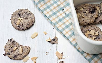 Black olive and almond biscuits