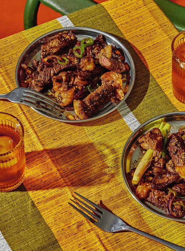 Black pepper beef