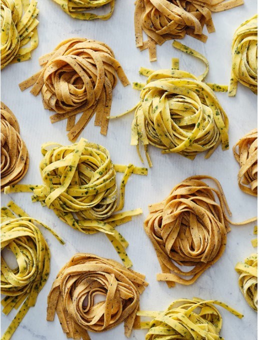 Black pepper pasta dough