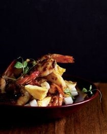 Black pepper shrimp with "sun-dried" pineapple 