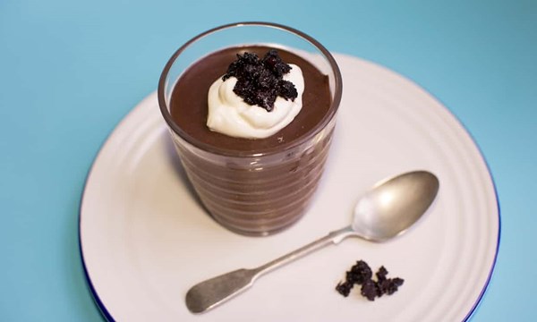 Black pudding chocolate pots