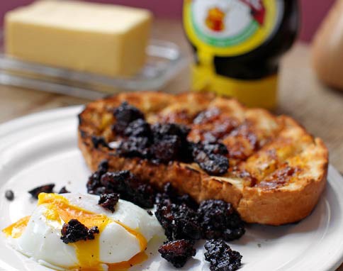 Black pudding, poached egg and soldiers