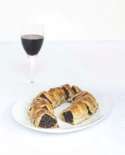 Black pudding rolls