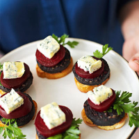 Black pudding toasts