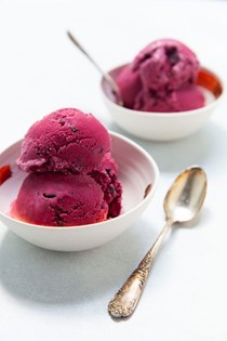 Black raspberry chip ice cream