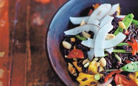 Black rice, mango and tomato salad