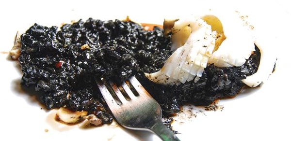 Black rice with cuttlefish (Arroz negro con choco)