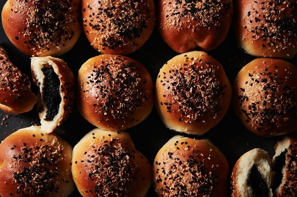Black sesame and coconut buns