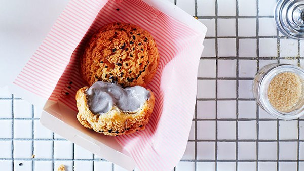 Black sesame cream puffs