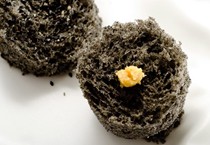 Black sesame microwave sponge cake and miso