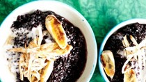 Black sticky rice with taro and caramelised banana
