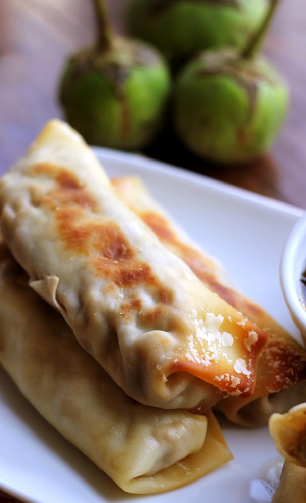 Black tea spring rolls with eggplant and mango dipping sauce