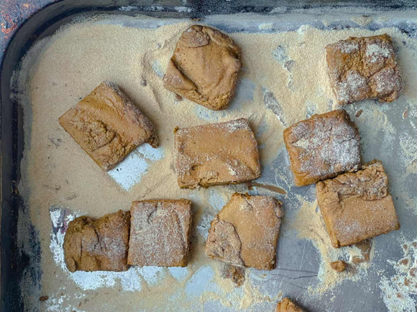 Black treacle marshmallows