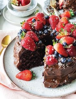 Black-velvet chocolate cake