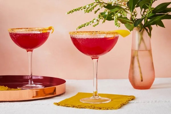Blackberry & chamomile sparkler