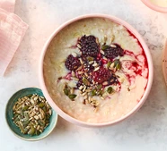 Blackberry & white chocolate [porridge]