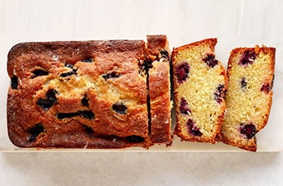 Blackberry & yuzu cake