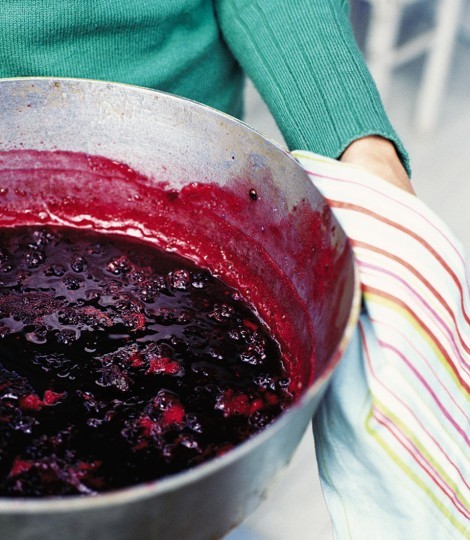 Blackberry and apple jam