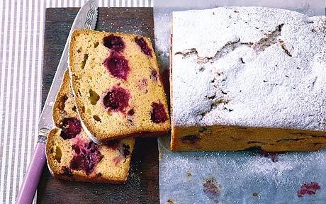 Blackberry and brown-sugar loaf