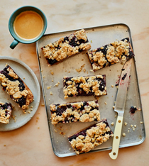 Blackberry and sage crumble bars