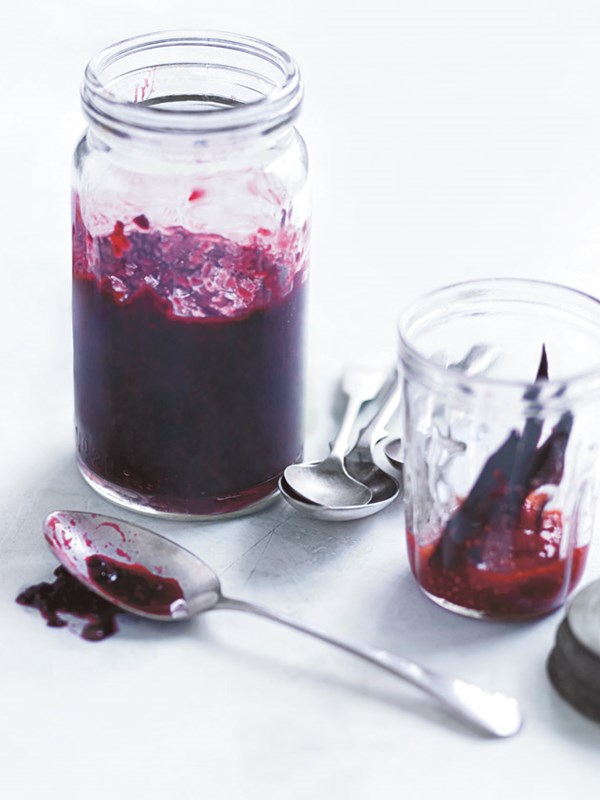 Blackberry and vanilla chia jam