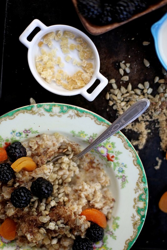 Blackberry apricot sunflower oatmeal