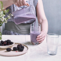 Blackberry breakfast smoothie