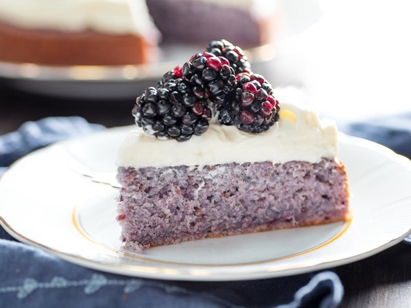 Blackberry cake with cream cheese frosting