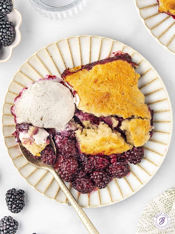 Blackberry cobbler