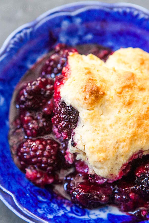 Blackberry cobbler