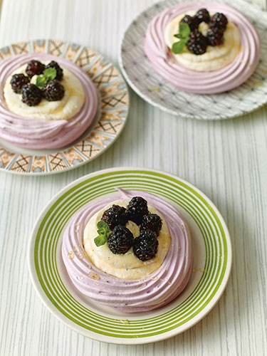 Blackberry, elderflower & mint Pavlovas