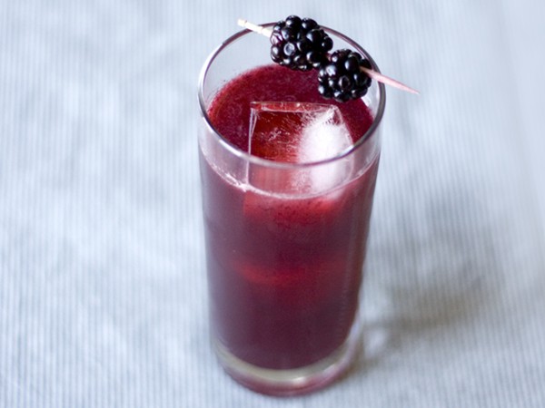 Blackberry gin and tonic