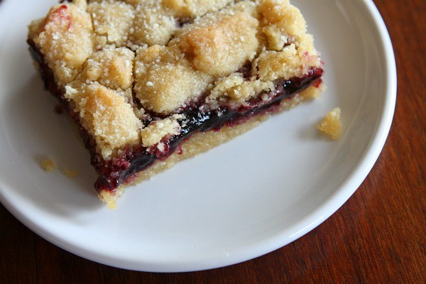 Blackberry jam shortbread bars