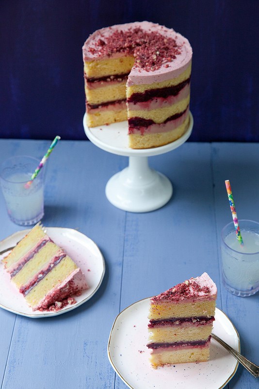 Blackberry layer cake