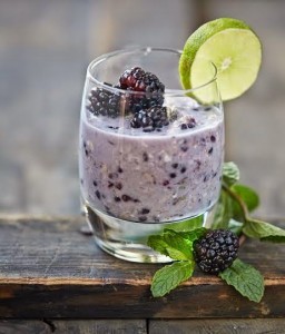 Blackberry mojito overnight refrigerator oats (no yogurt)