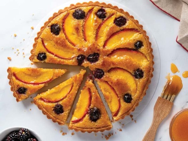 Blackberry-nectarine frangipane tart [pâte sablée]