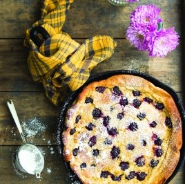 Blackberry orange puffy pancake