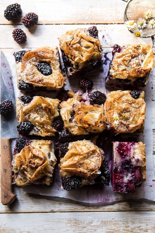 Blackberry ruffled milk pie