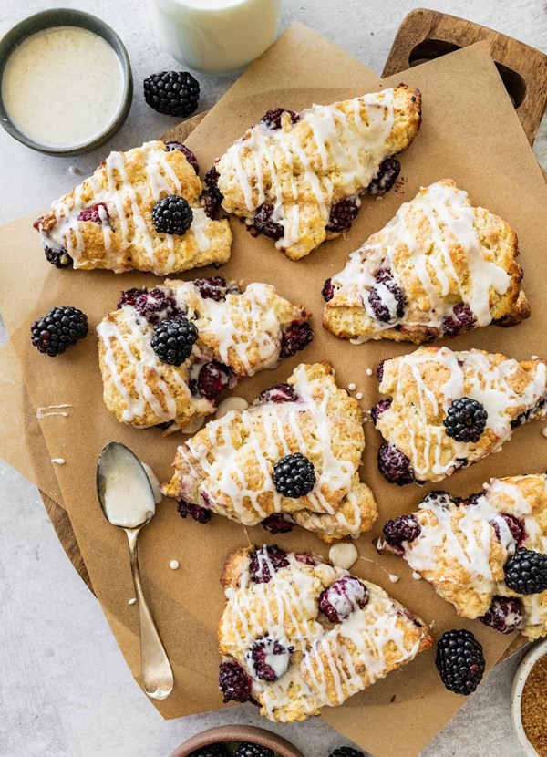 Blackberry scones
