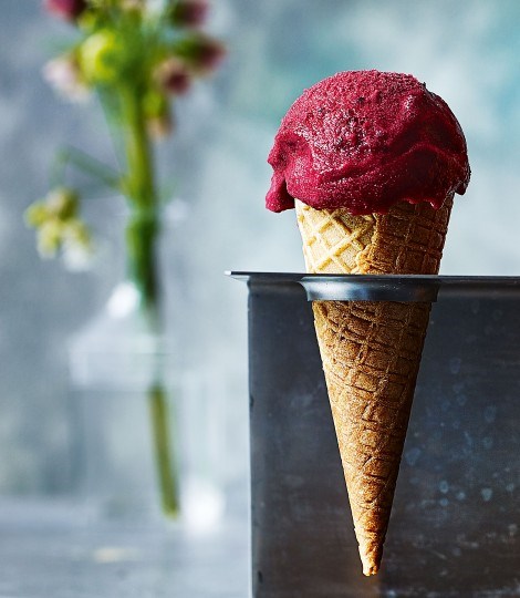 Blackberry sorbet