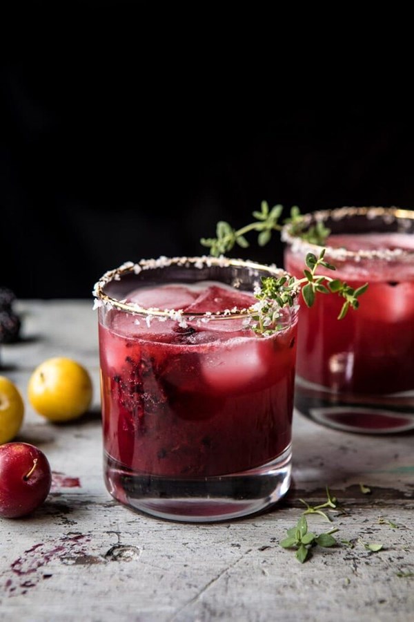Blackberry thyme margarita