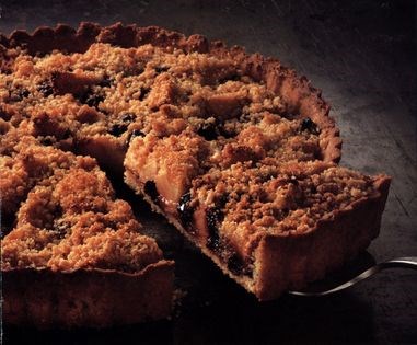 Blackcurrant & apple crumble tart