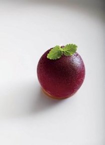 Blackcurrant and caramelised honey with apple caramel butter
