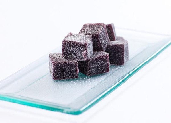 Blackcurrant fruit pastilles