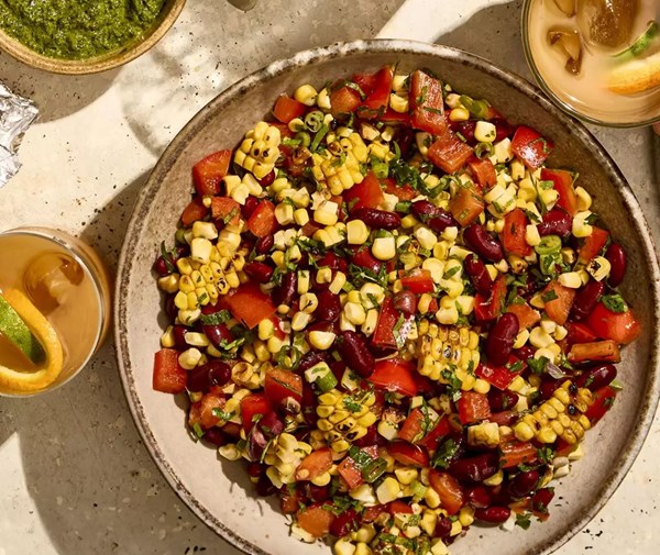 Blackened corn & red pepper salad