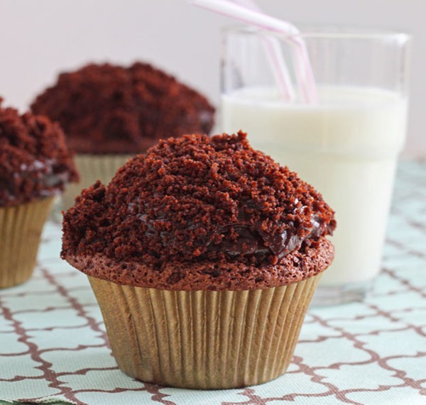 Blackout cupcakes